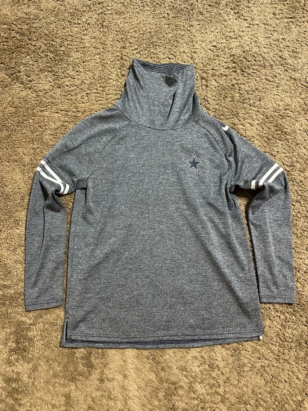 Vintage Dallas Cowboys “funnel neck” shirt 00s size large